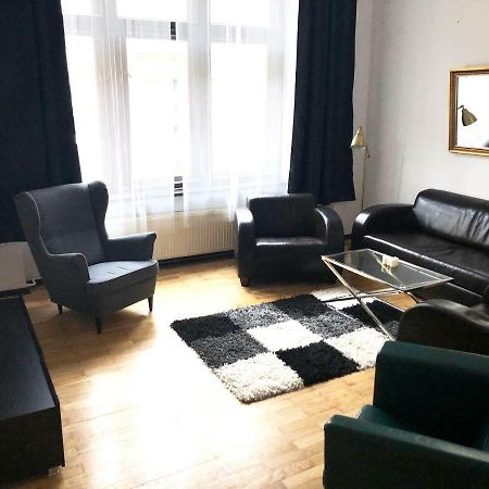 Glamour Apartment Florianska 32 Краков Экстерьер фото